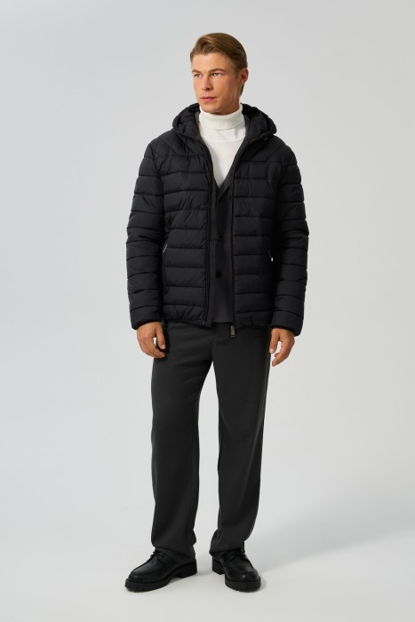 стеганая куртка с капюшоном из россии вид сбоку