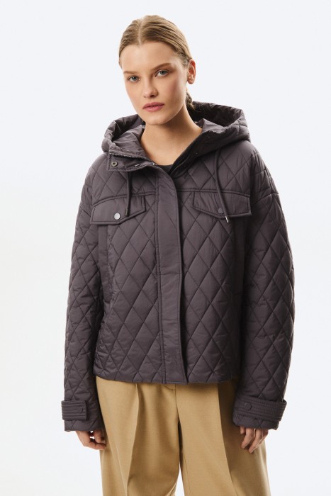 стеганая куртка с капюшоном от бренда снежная королева вид слева