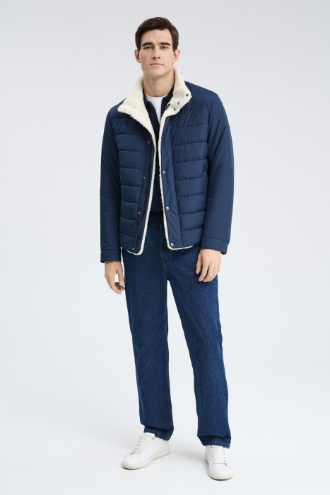 стеганая куртка с отделкой меховой тканью из россии вид сбоку