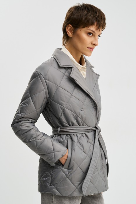 стеганая куртка с поясом от бренда снежная королева вид слева