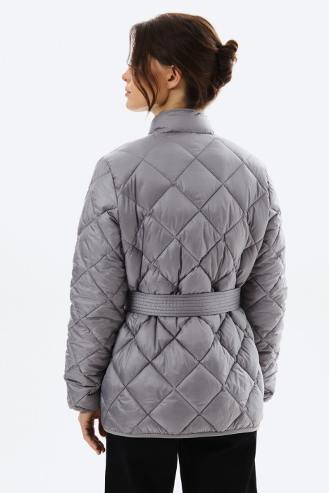 стеганая куртка с поясом по цене 4080 руб вид справа