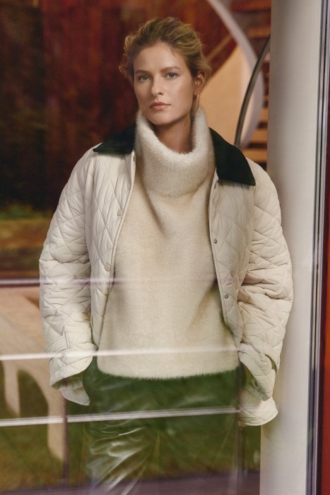 Товар с артикулом 775285003 вид сзади