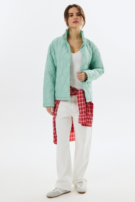 стеганая куртка из россии вид сбоку