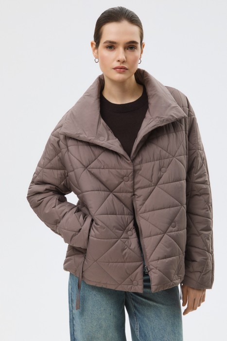 стеганая куртка от бренда снежная королева вид слева