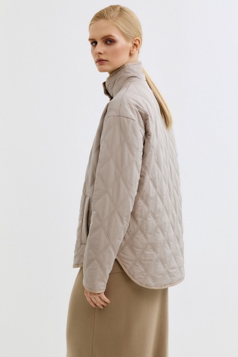 стеганая куртка из россии вид сбоку