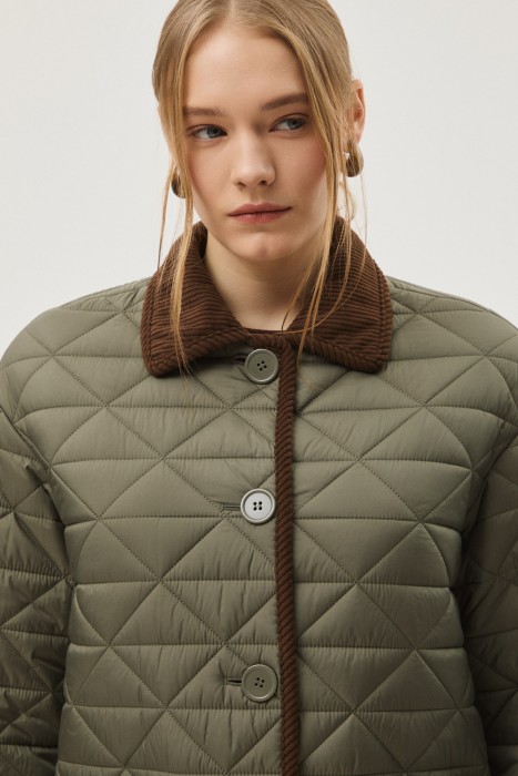 стеганая куртка из россии вид сбоку