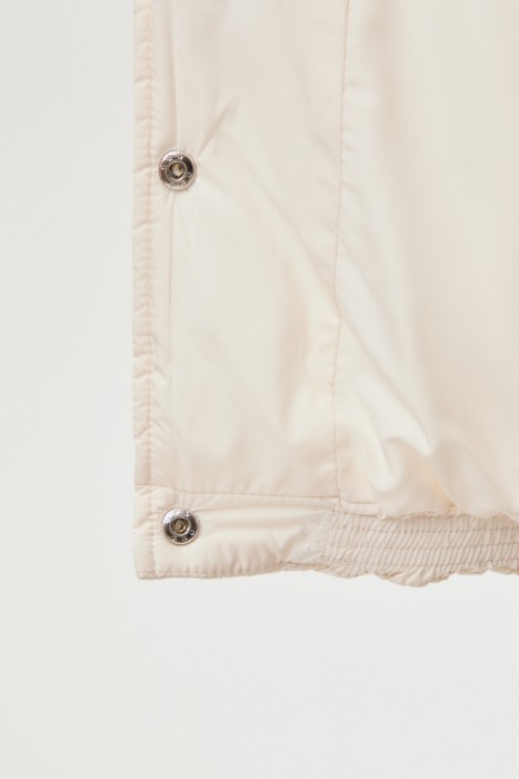 стеганая куртка из россии вид сбоку