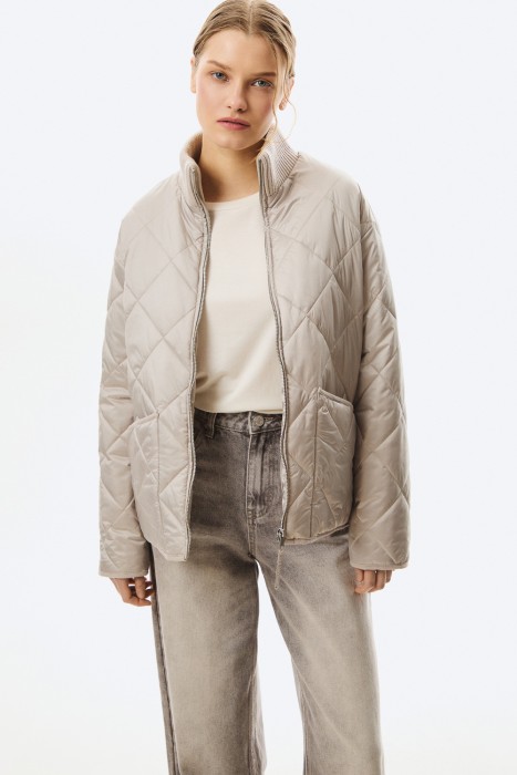 стеганая куртка из россии вид сбоку