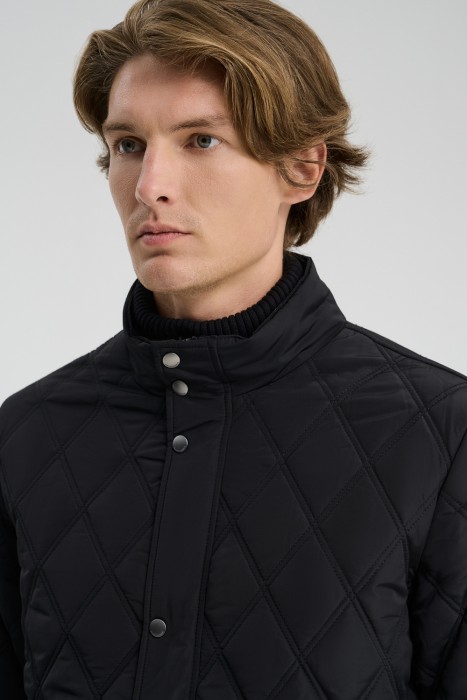 стеганая куртка из россии вид сбоку