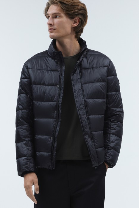 стеганая куртка от бренда снежная королева вид слева