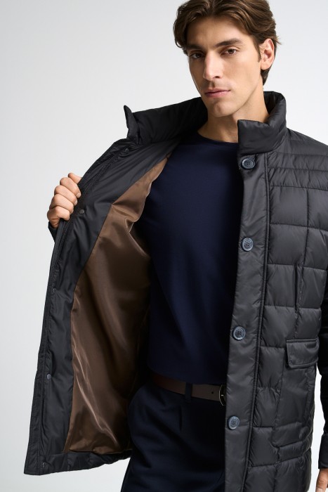 стеганая куртка из россии вид сбоку