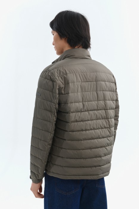 стеганая куртка по цене 6420 руб вид справа