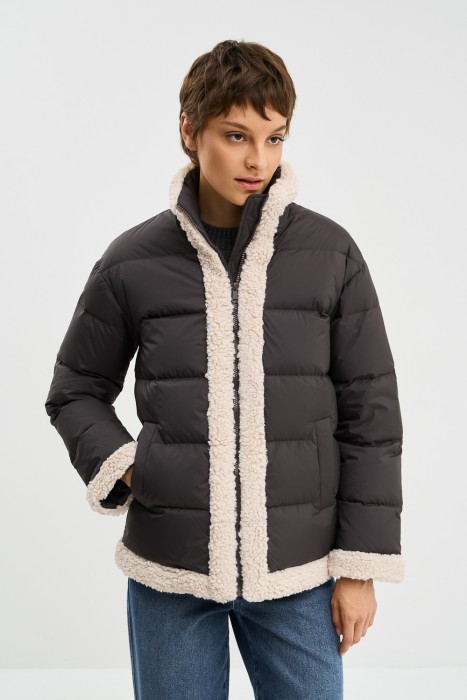 стеганая куртка от бренда снежная королева вид слева