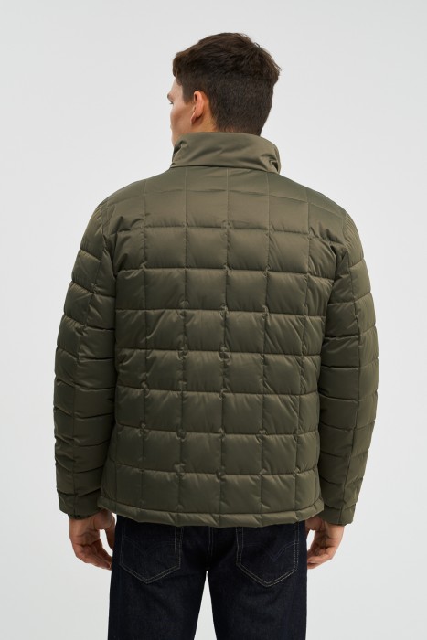 стеганая куртка по цене 4980 руб вид справа