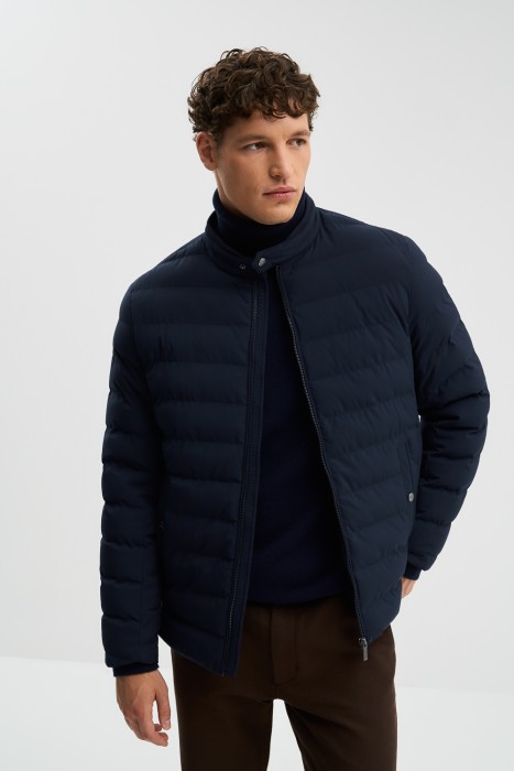 стеганая куртка от бренда снежная королева вид слева