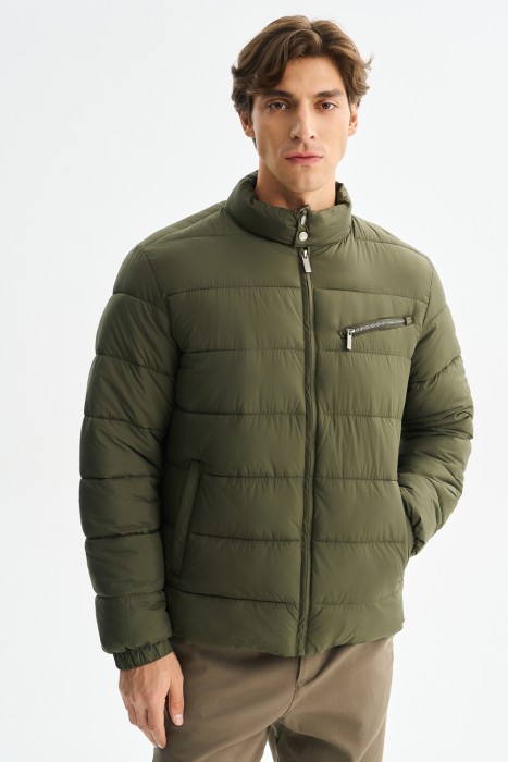 стеганая куртка от бренда снежная королева вид слева