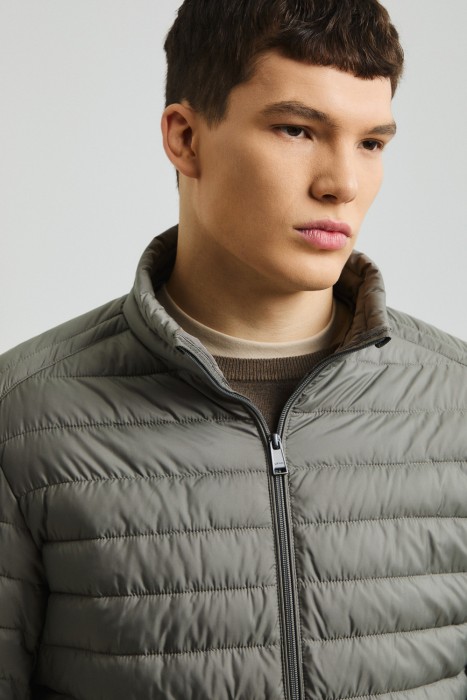 стеганая куртка из россии вид сбоку