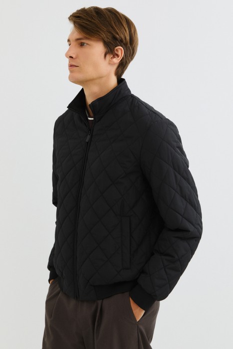 стеганая куртка из россии вид сбоку