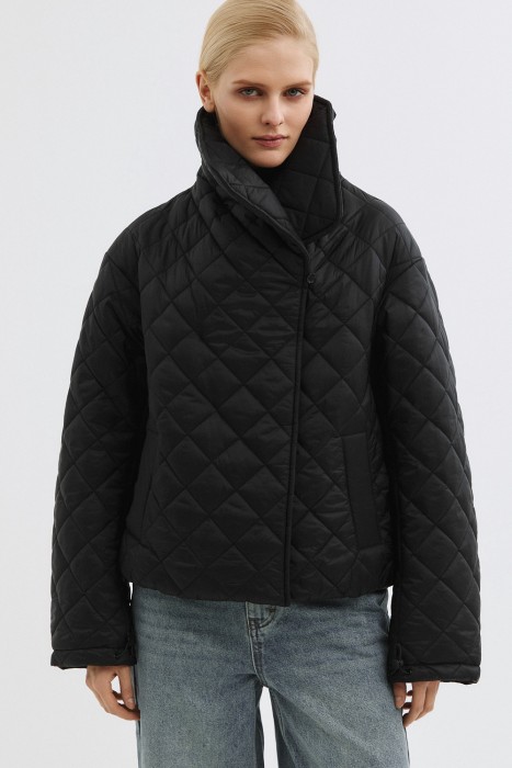 стеганая куртка от бренда снежная королева вид слева