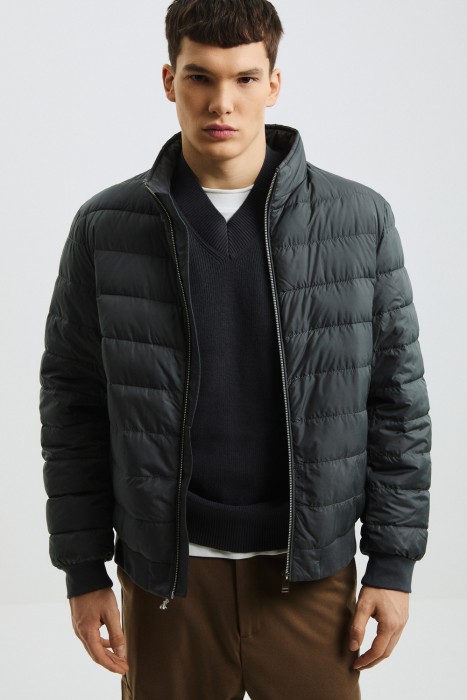 стеганая куртка из россии вид сбоку