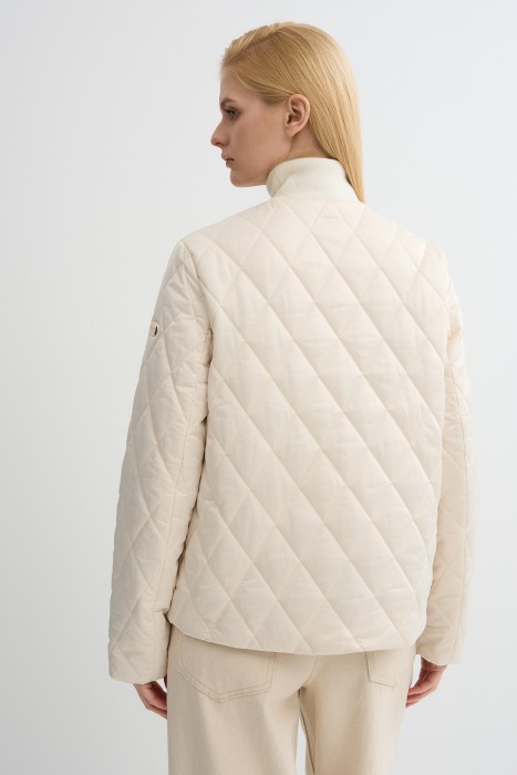 стеганая куртка из россии вид сбоку