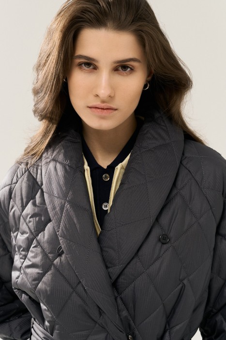 стеганая куртка из россии вид сбоку