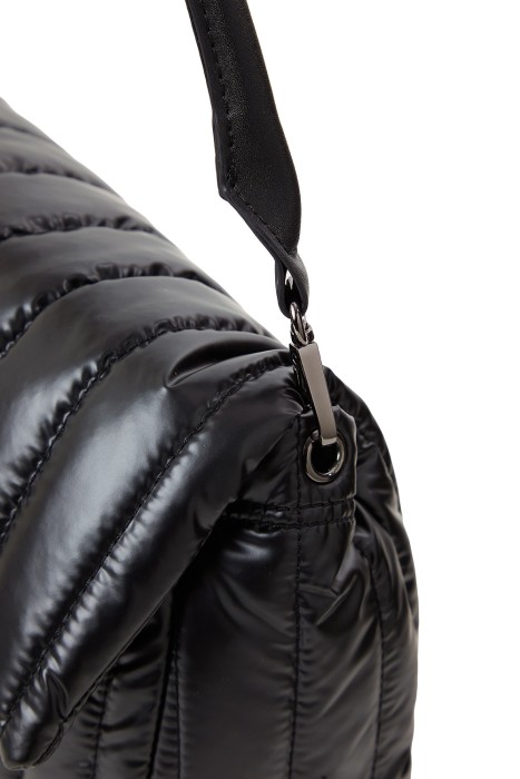 стеганая сумка из россии вид сбоку