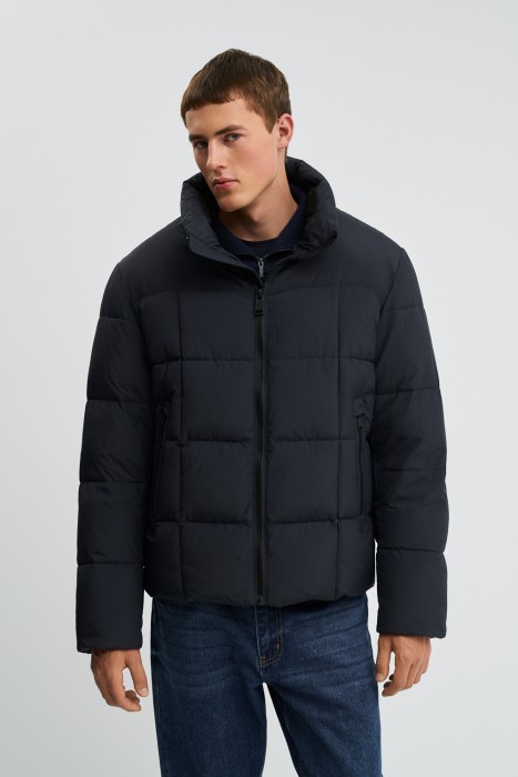 стеганая зимняя куртка от бренда снежная королева вид слева