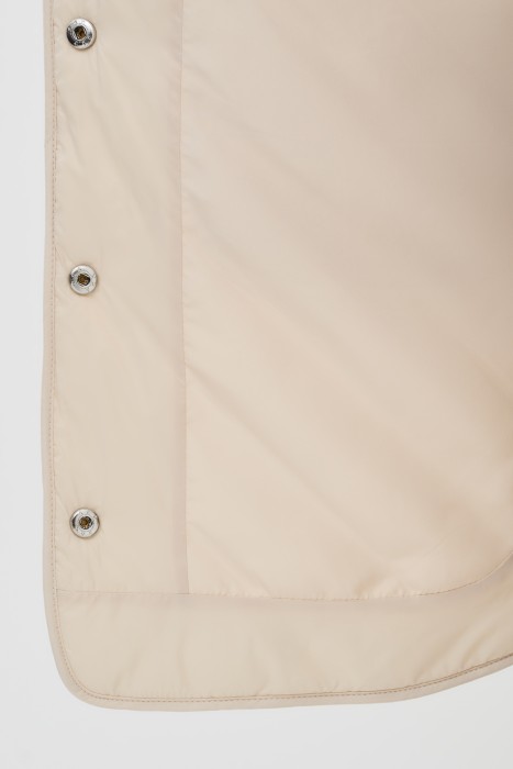 стеганое пальто с капюшоном из россии вид сбоку