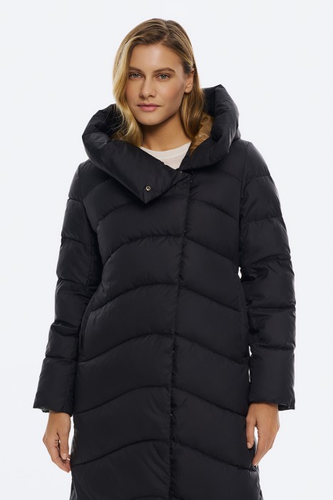 стеганое пальто с капюшоном по цене 5810 руб вид справа