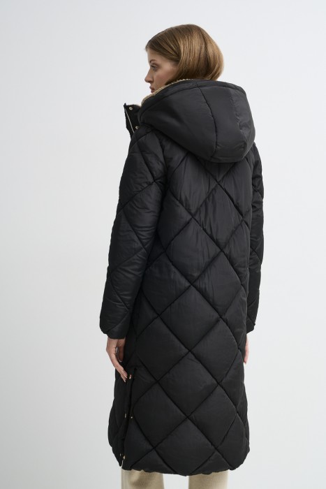 стеганое пальто с капюшоном по цене 3220 руб вид справа