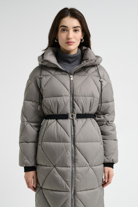 стеганое пальто с капюшоном от бренда снежная королева вид слева