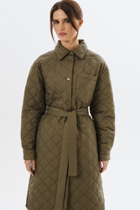 стеганое пальто с поясом от бренда снежная королева вид слева