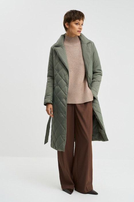 стеганое пальто с поясом от бренда снежная королева вид слева