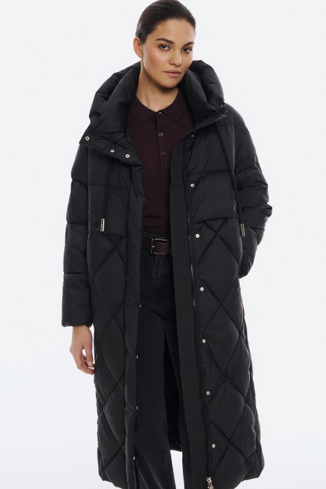 стеганое пальто от бренда снежная королева вид слева