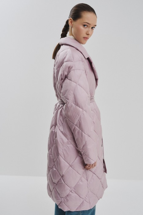 стеганое пальто по цене 8070 руб вид справа