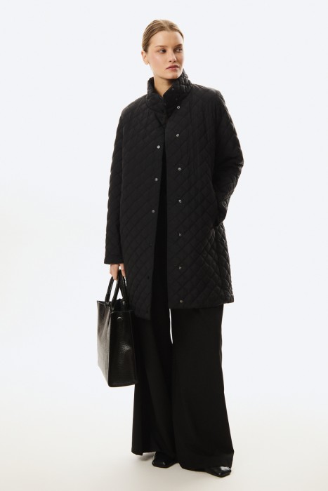 стеганое пальто от бренда снежная королева вид слева