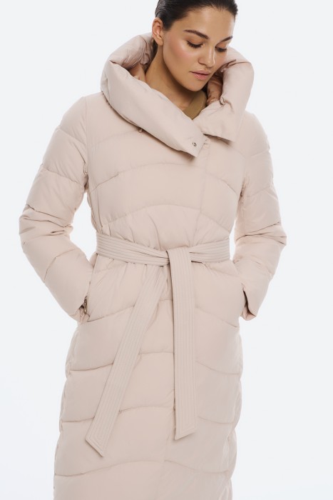 стеганое пальто от бренда снежная королева вид слева