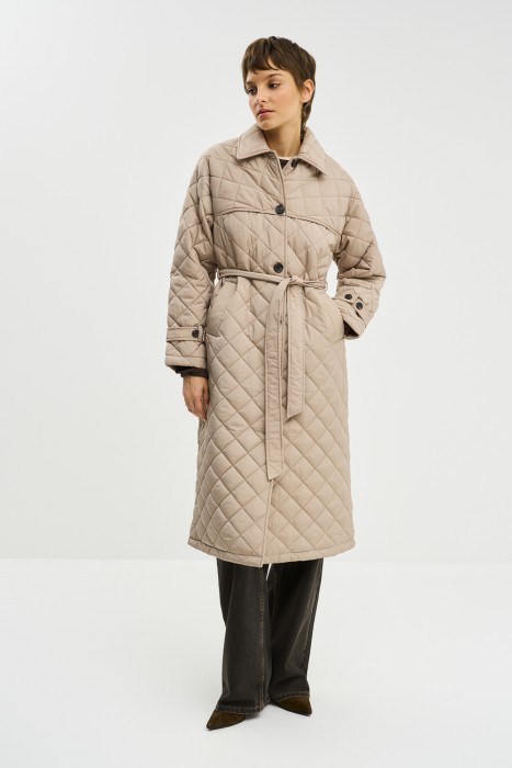 стеганое пальто от бренда снежная королева вид слева