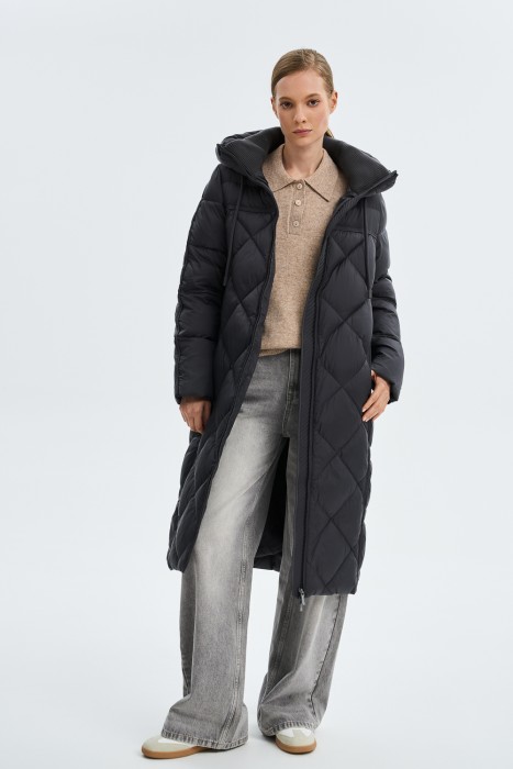 стеганое зимнее пальто с капюшоном 783468003 фотография