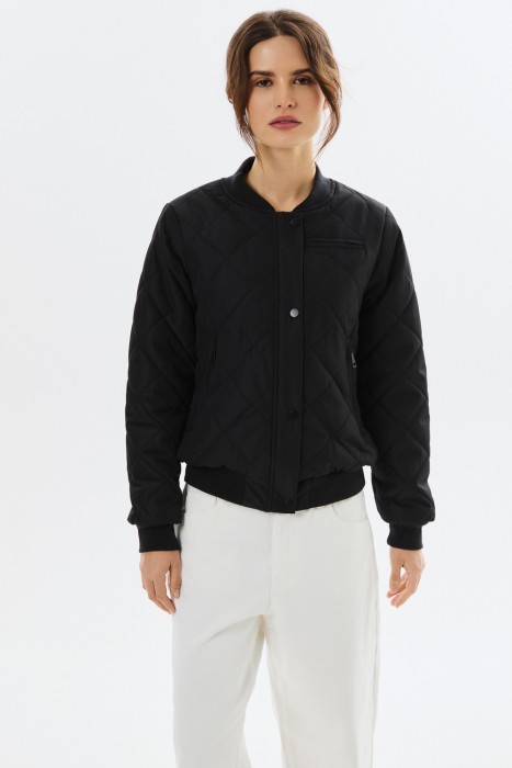 стеганый бомбер от бренда снежная королева вид слева