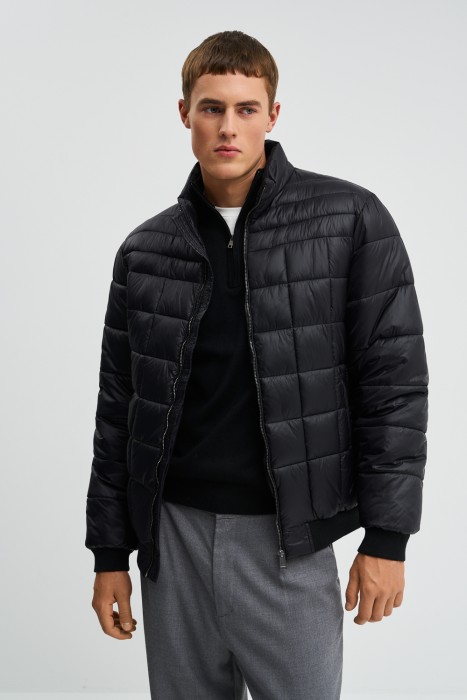 стеганый бомбер от бренда снежная королева вид слева