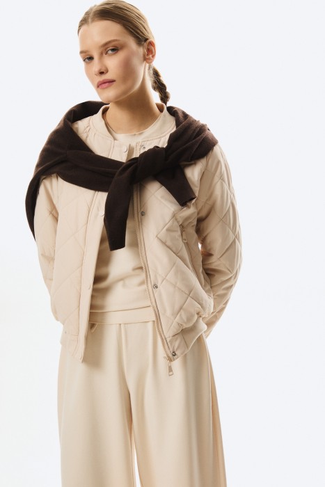 стеганый бомбер 820807003 фотография