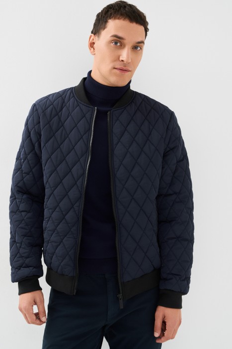 стеганый бомбер от бренда снежная королева вид слева