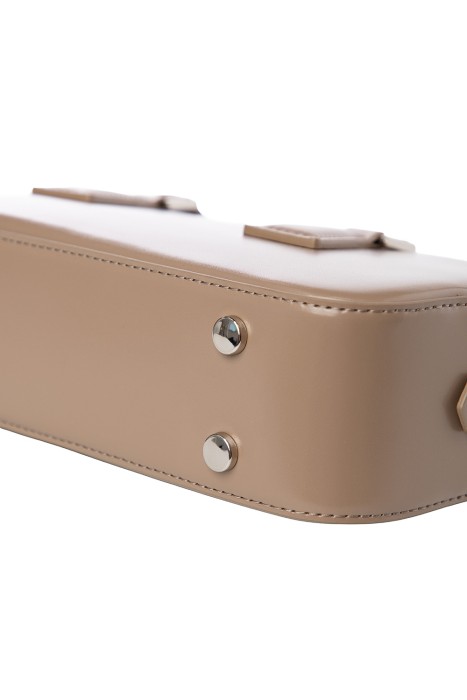 сумка багет из натуральной кожи из россии вид сбоку