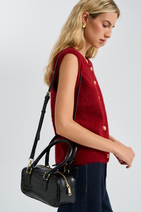 сумка багет из натуральной кожи от бренда снежная королева вид слева