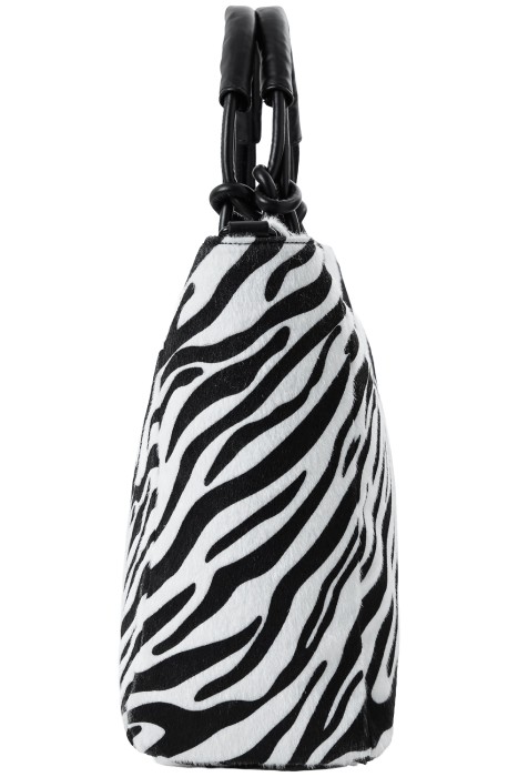 сумка из искусственного меха по цене 2440 руб вид справа