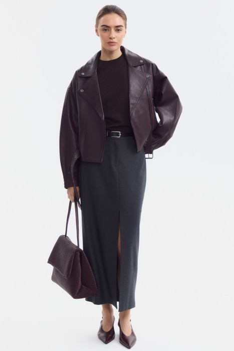 сумка из искусственной кожи от бренда снежная королева вид слева