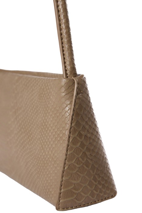 сумка из искусственной кожи от бренда снежная королева вид слева