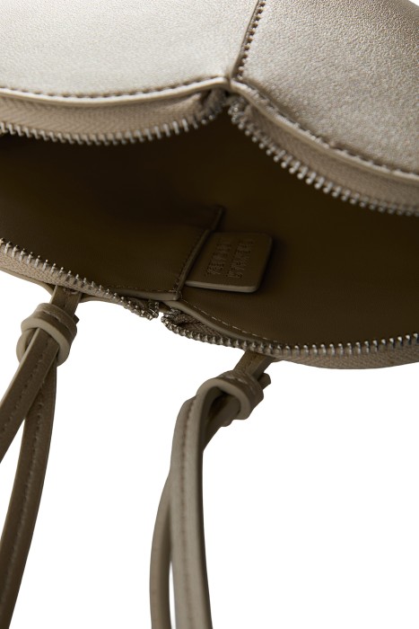 сумка из искусственной кожи из россии вид сбоку